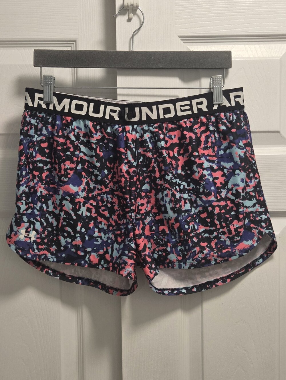 (5/$25) Under Armour Youth Pink & Blue Splash Print Athletic Shorts - Size XL